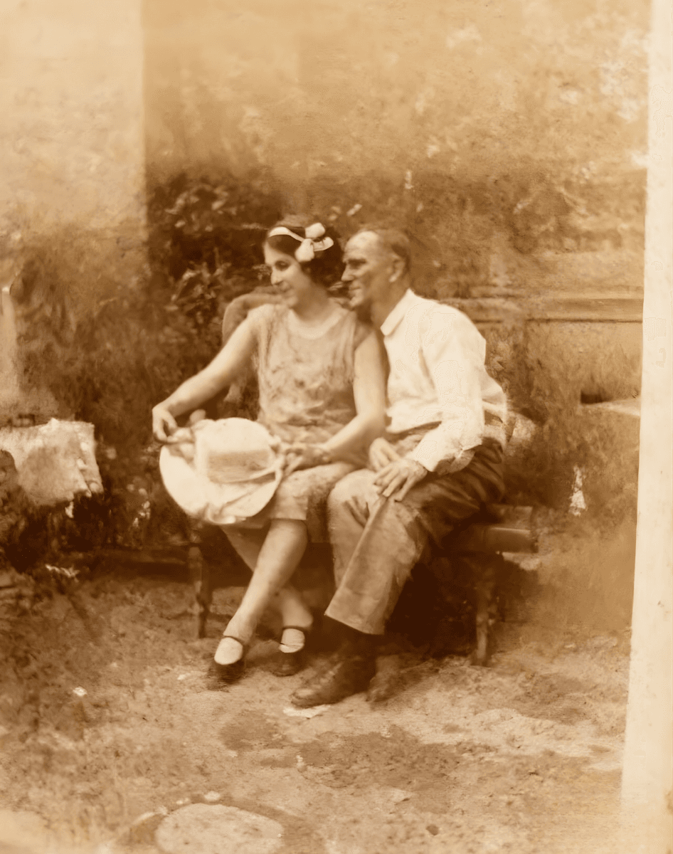 Historical family photograph from the De Angelis family archive.